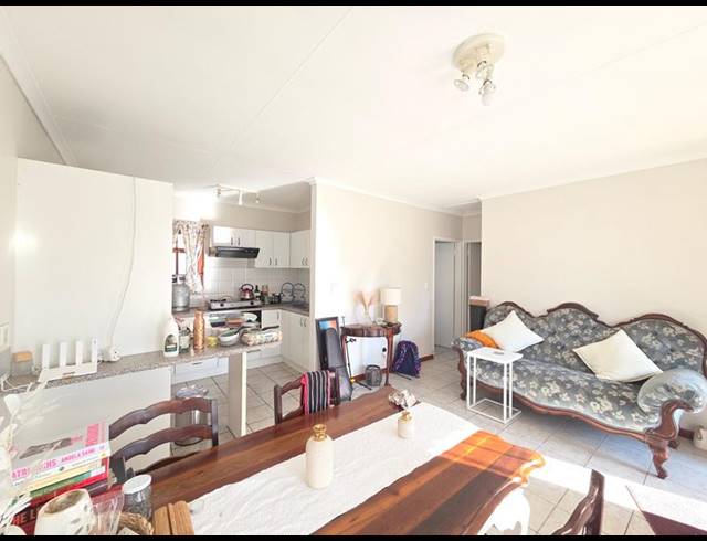 2 BEDROOM HOUSE FOR SALE IN VREDENBERG